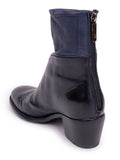 Brauner Stiefel mit mittlerem Absatz